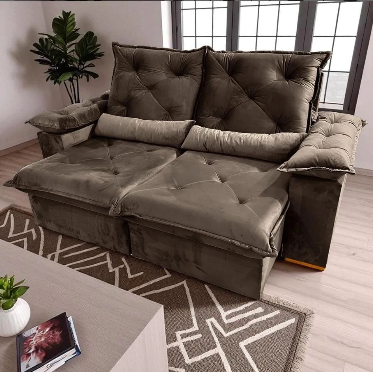 Sofá Retratil Reclinável Confortável e Elegante - Foto 4