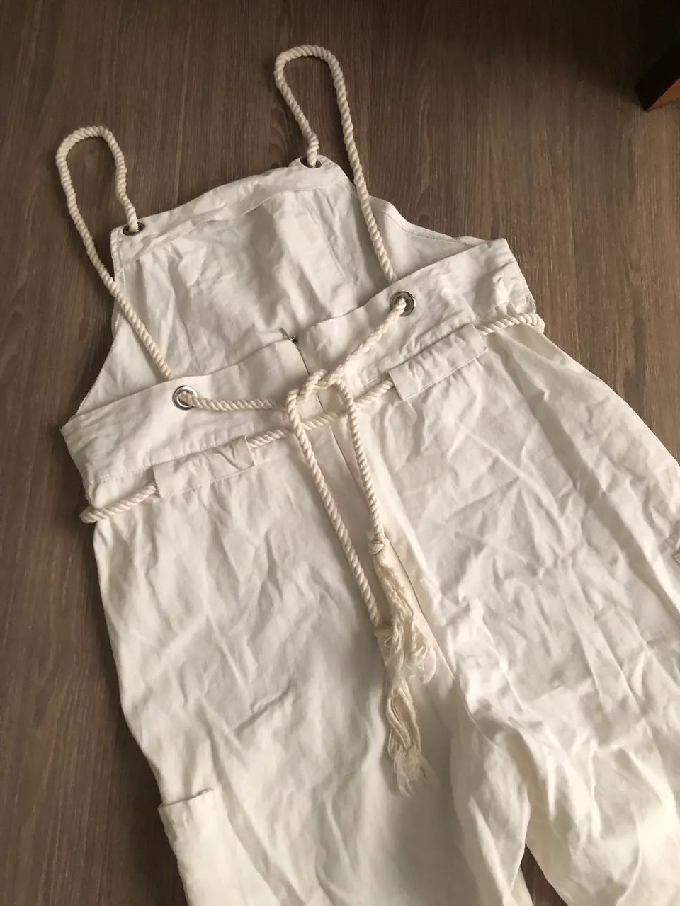MACACÃO BRANCO FEMININO TAMANHO 40