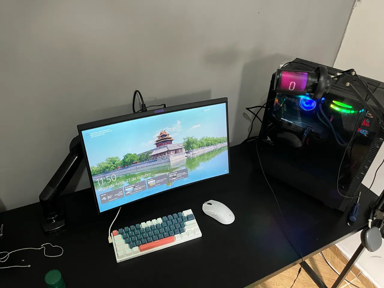 COMPLETE PC GAMER (READ DESCRIPTION)64231141739778121