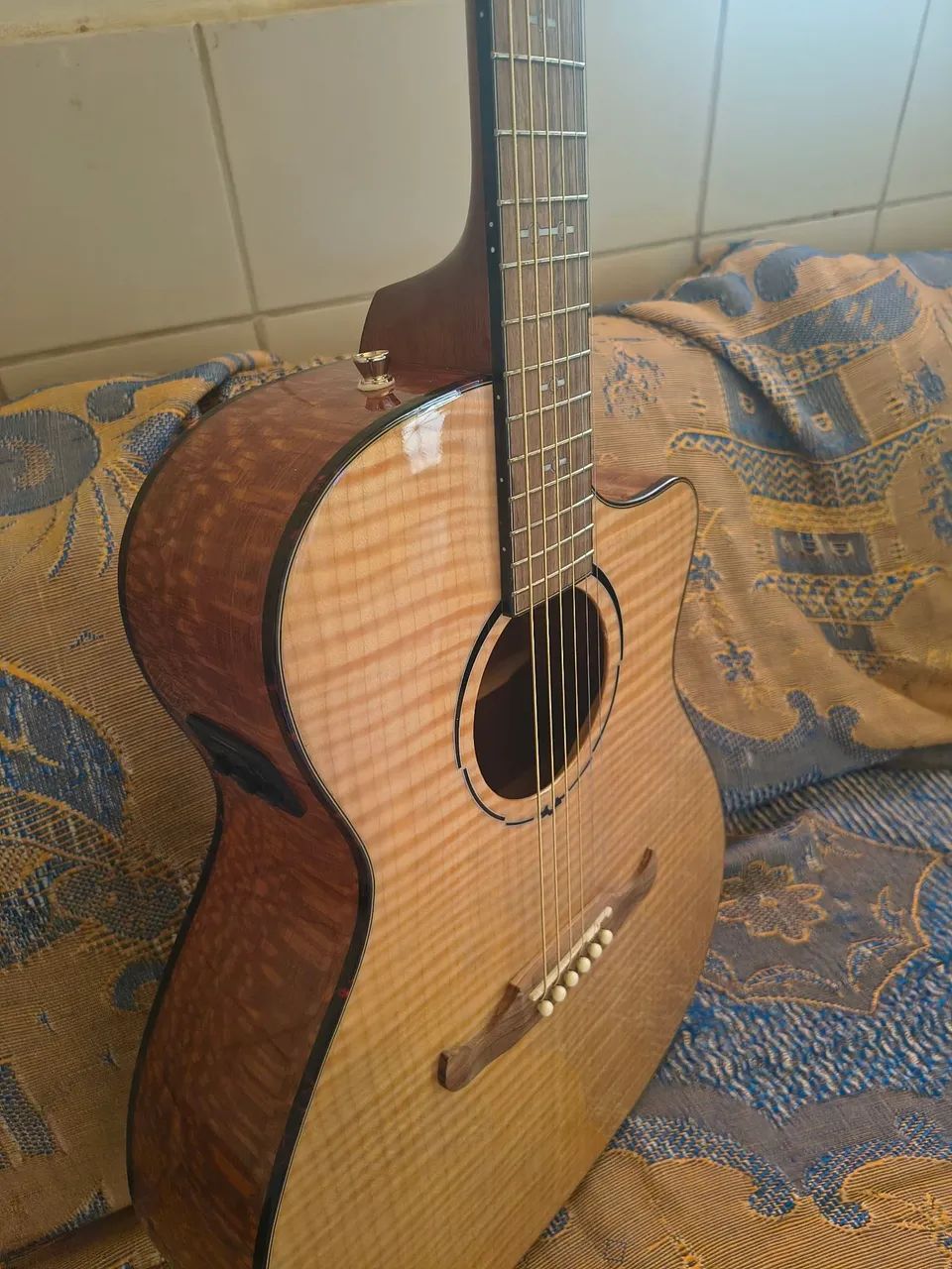 Violão Eletrico Fender com case - Foto 3