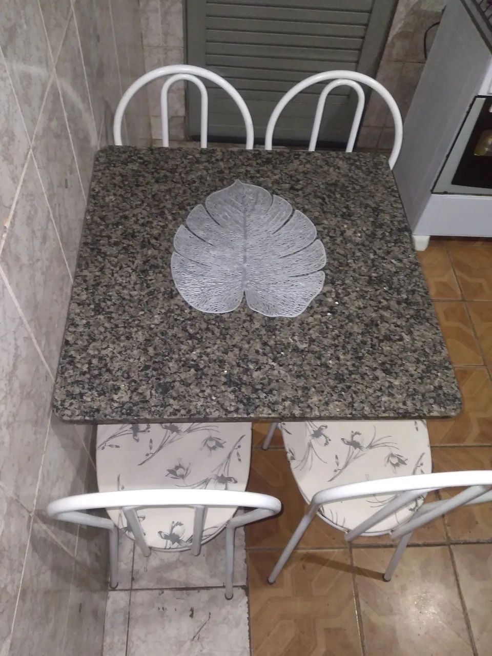 Mesa 4 cadeira mármore  - Foto 2