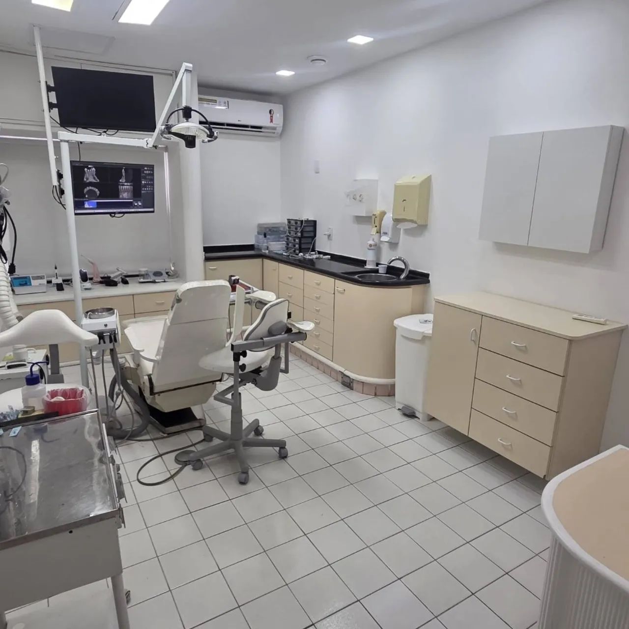 SALAS COMERCIAIS NO CENTRO MÉDICO ODONTOLÓGICO-3 - Foto 3