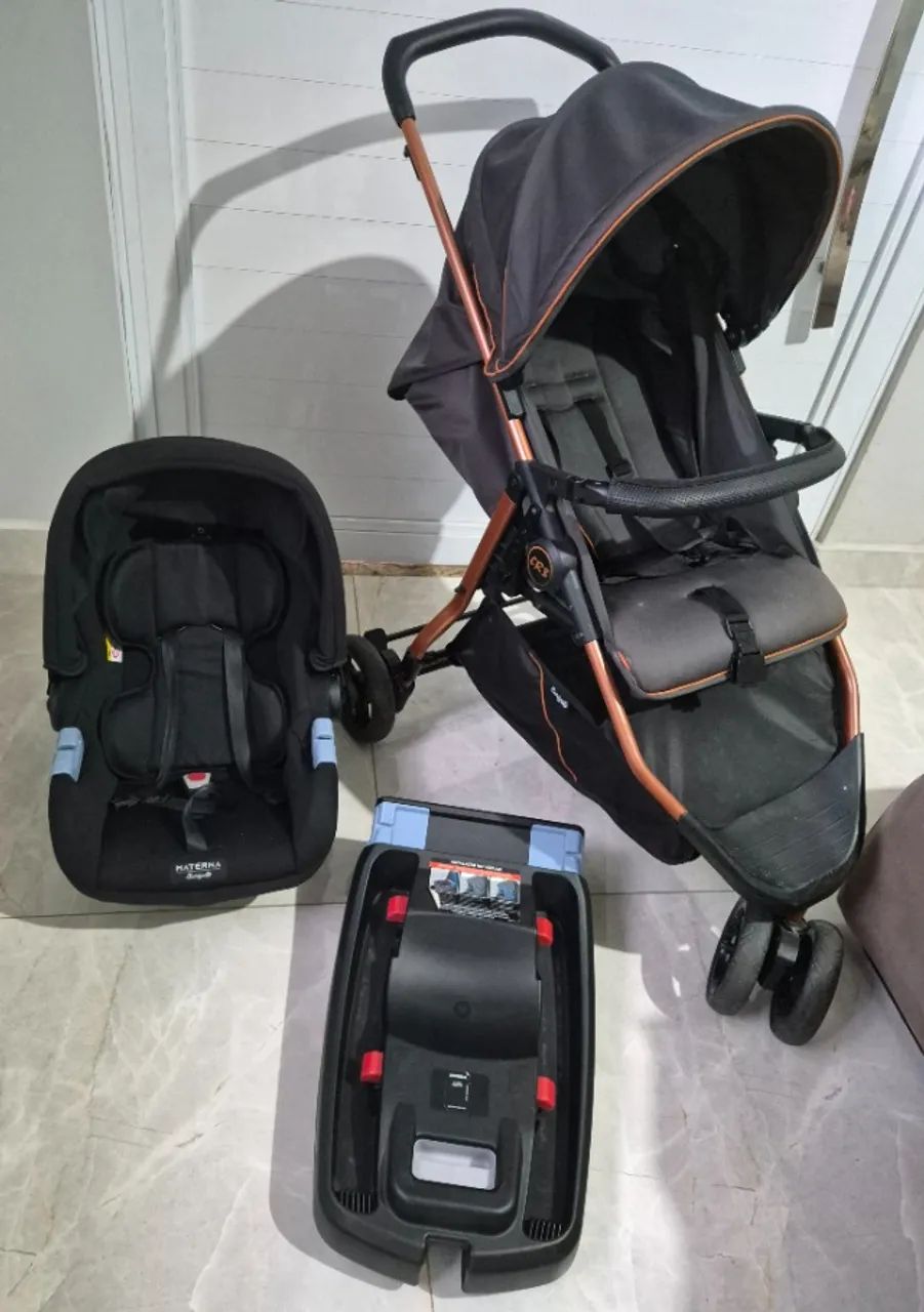 Carrinho de bebê com bebê conforto e base Burigotto  - Foto 2
