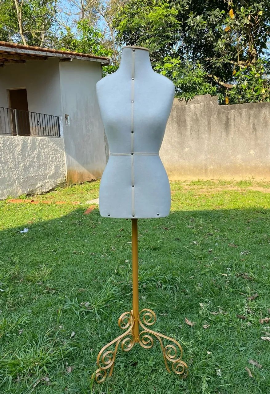Manequim busto feminino 
