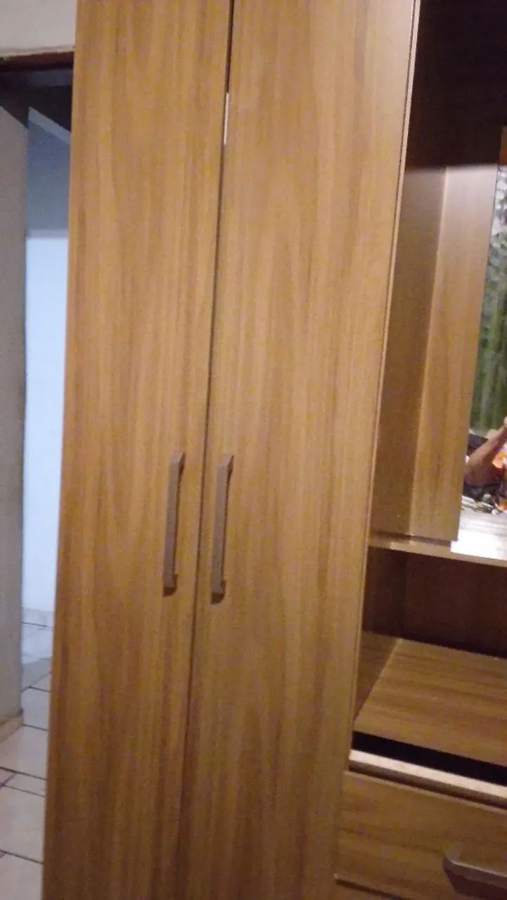 Vendo guarda roupas 