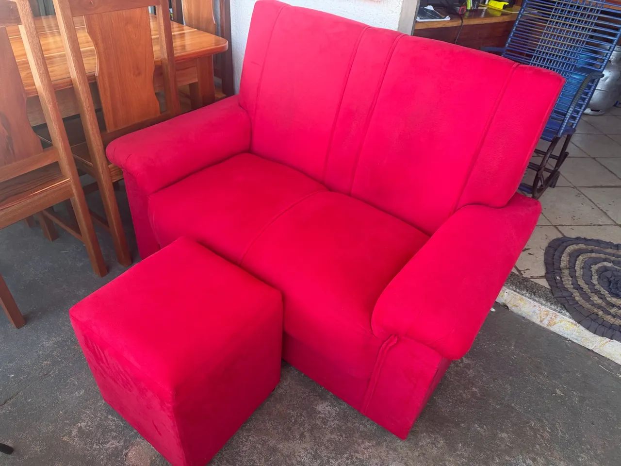 Sofá novo 2 lugares com purff  - Foto 2