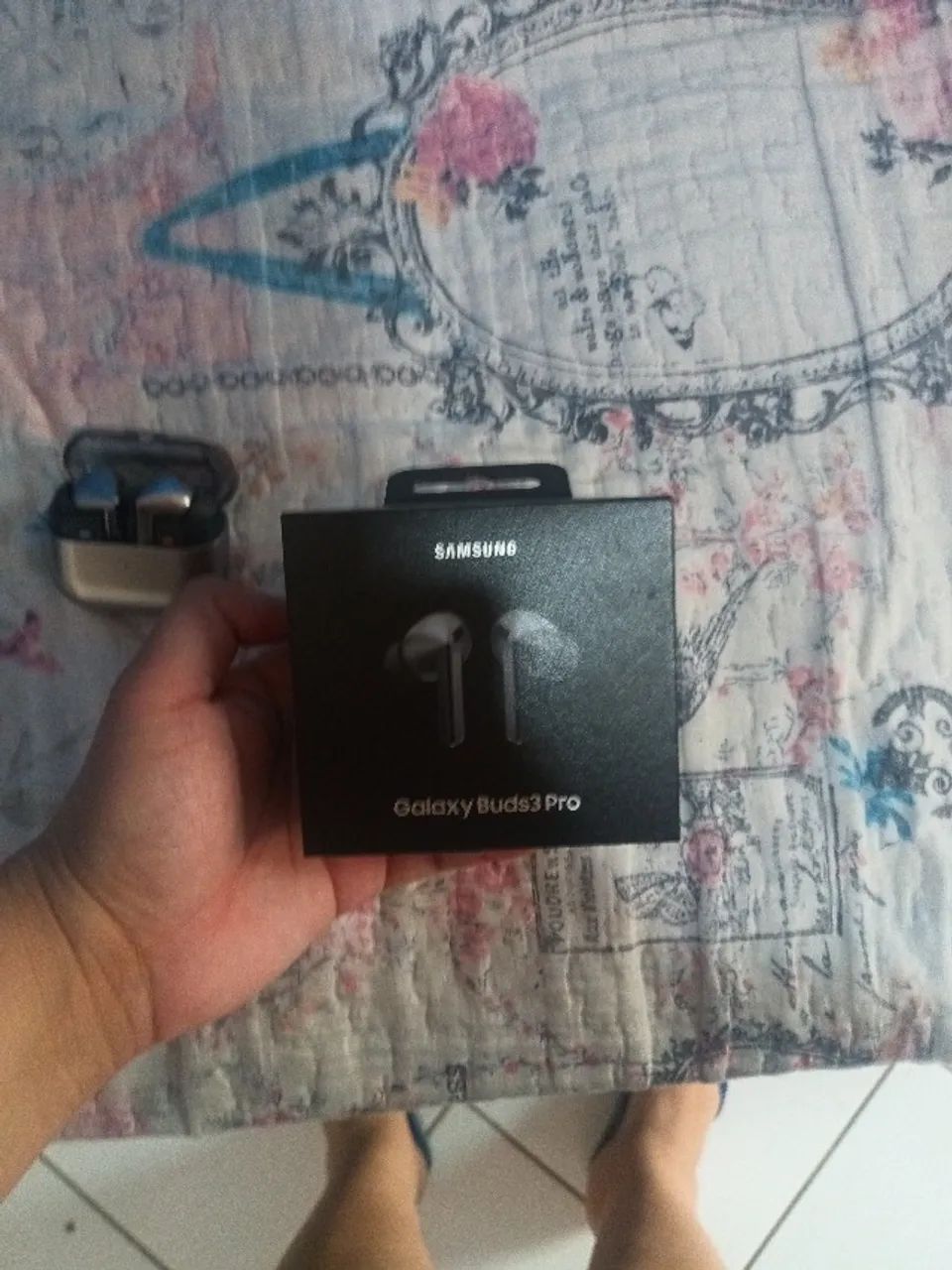 Galaxy Buds3 Pro original com caixa - ótimo estado - Foto 3