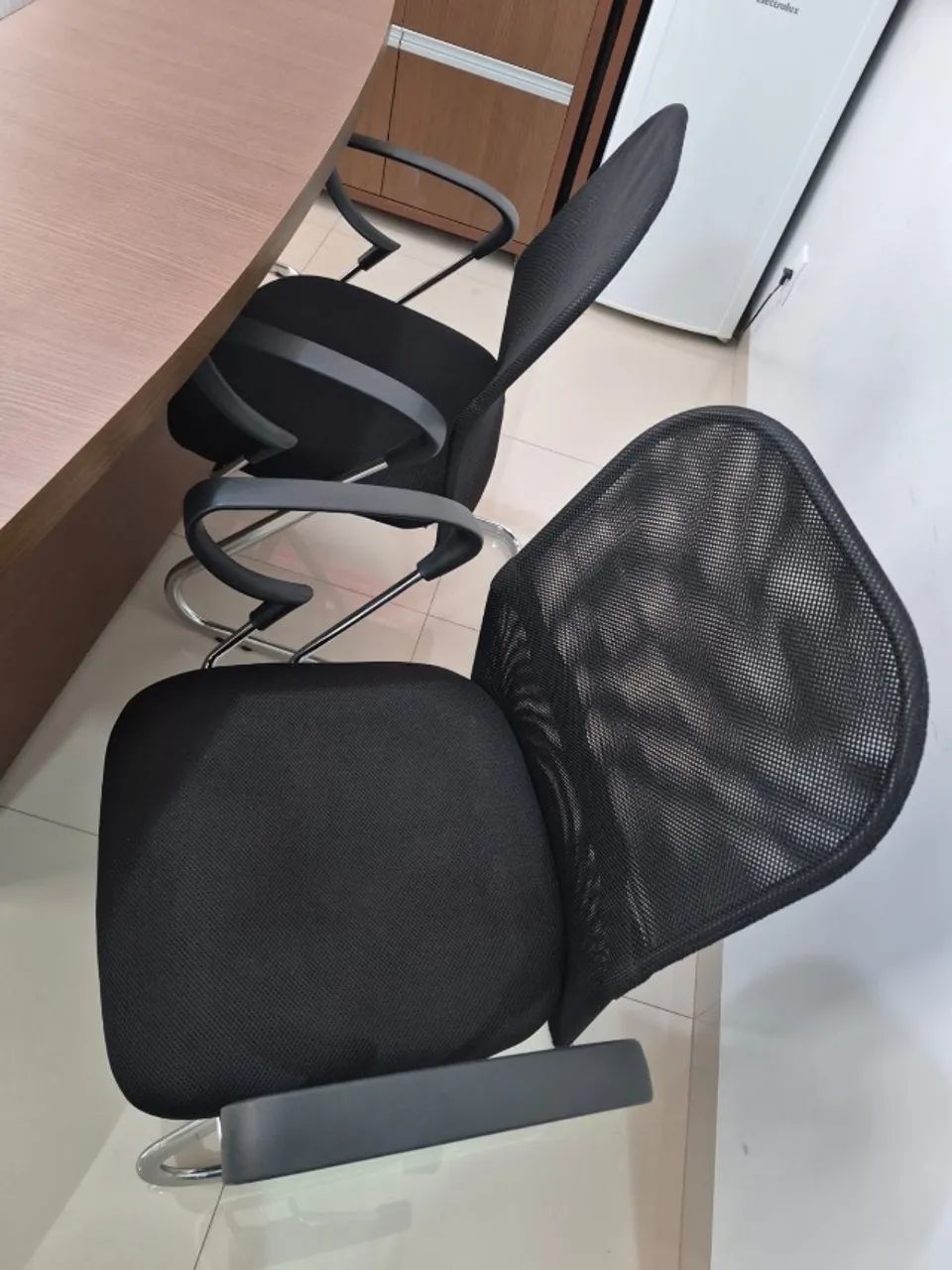 Cadeira fixa de escritório  - Foto 2
