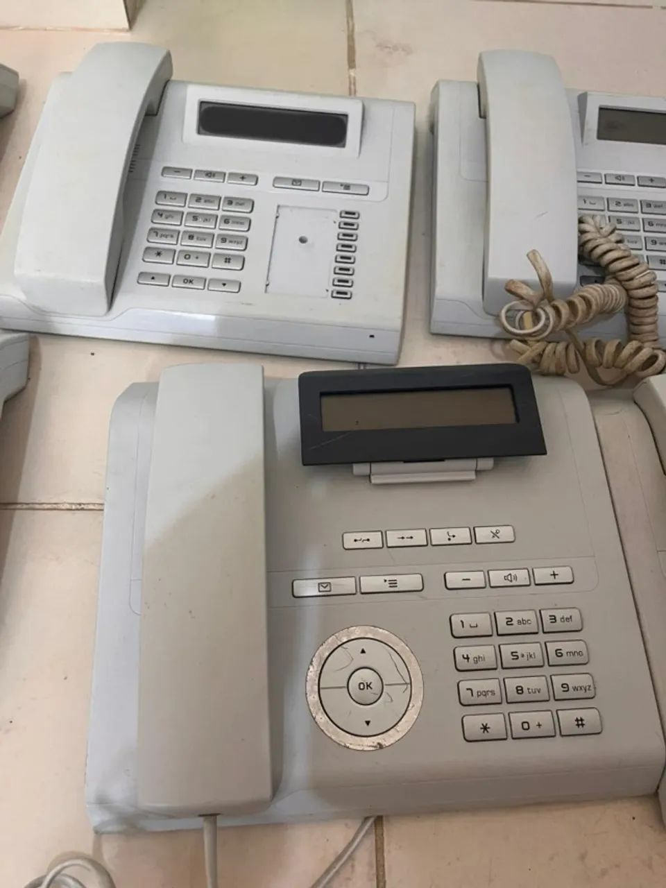 Aparelhos telefone digital ideal para centrais telefonicas ,  12 unidades a venda - Foto 2
