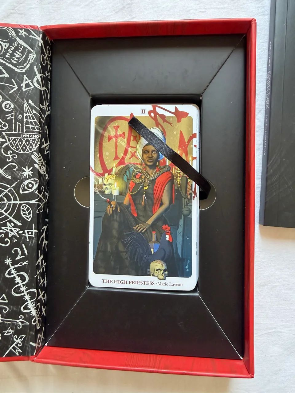 TARÔ VOODOO TAROT SPIRITBOX KIT - livreto + cartas - Foto 5