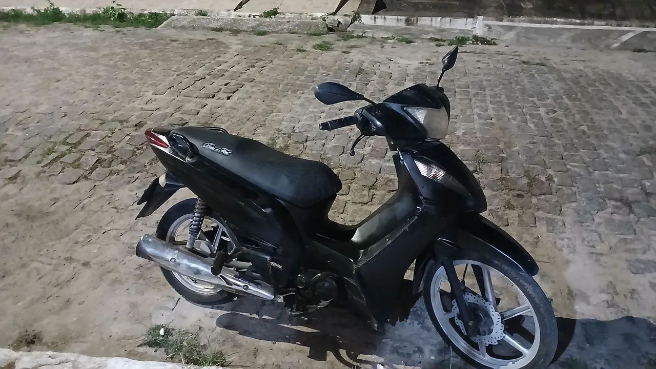 VENDO CINQUENTINHA EMPLACADA (PREÇO DE DESAPEGO) - Foto 2
