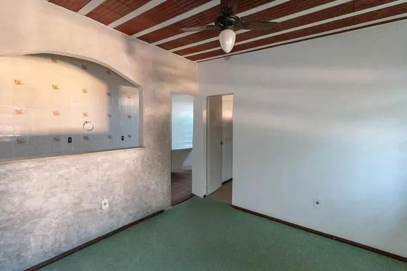 Casa à Venda - Havaí, 3 Quartos, 150 m2 - Foto 2