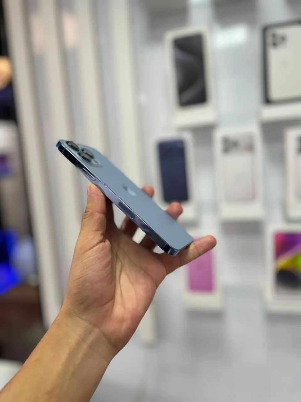 iPhone 13 Pro Max - 128GB<br>?2.999,00 - Foto 5