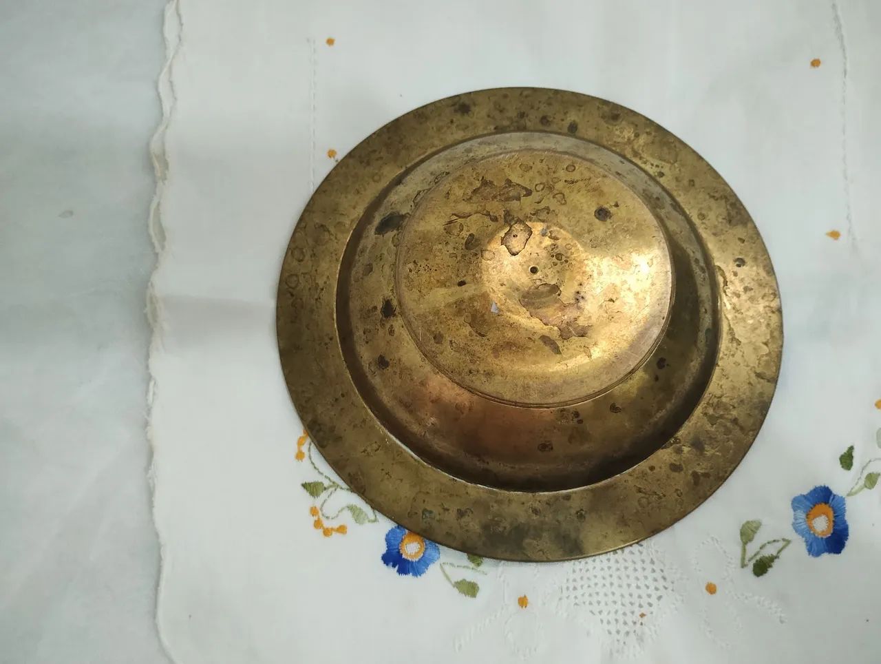 Cinzeiro antigo de bronze  - Foto 3