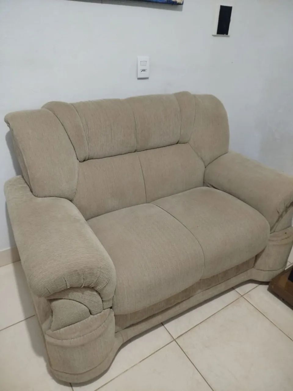 sofá semi novo  2 e 3 lugares  - Foto 2