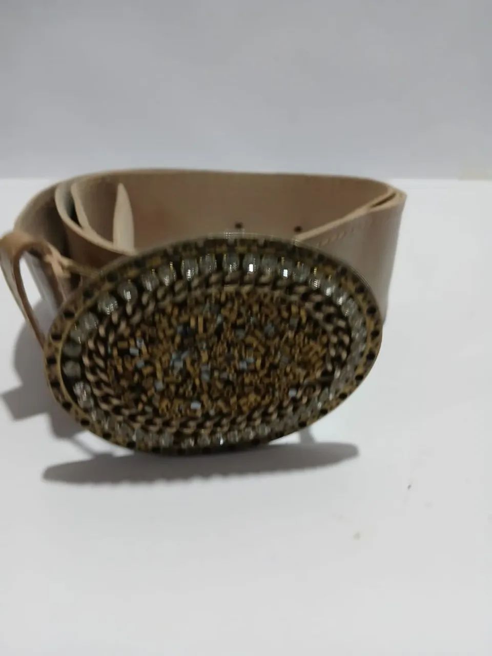 cinto feminino bege fivela bordada - Foto 4