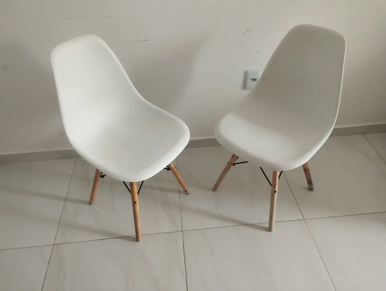 Cadeira Eames 