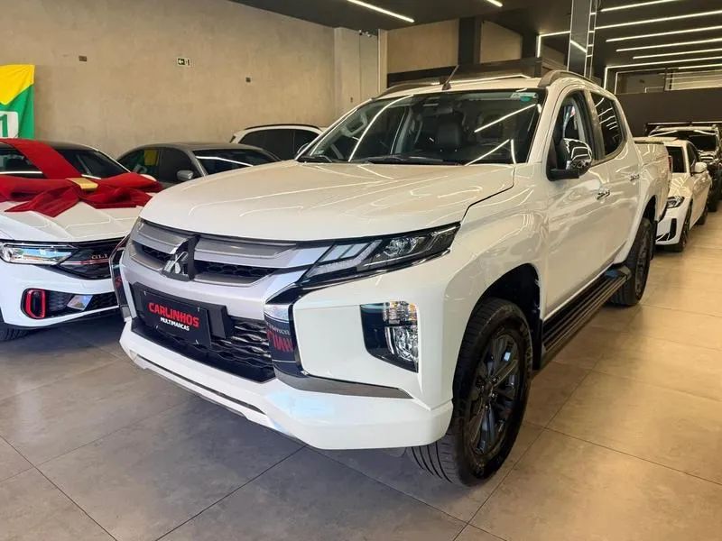Mitsubishi Triton Triton HPE 2.4 CD 4x4 TB Diesel Aut. 2025