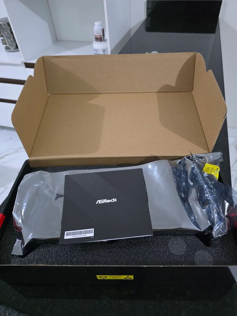RX 7600 ASROCK TRIPLE FAN com garantia - Foto 4