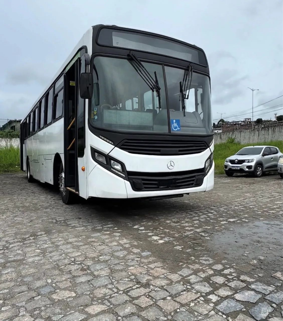 ÔNIBUS 
