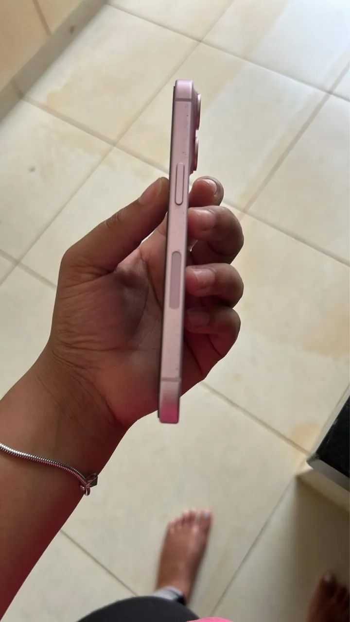 iPhone 15 rosa  - Foto 2