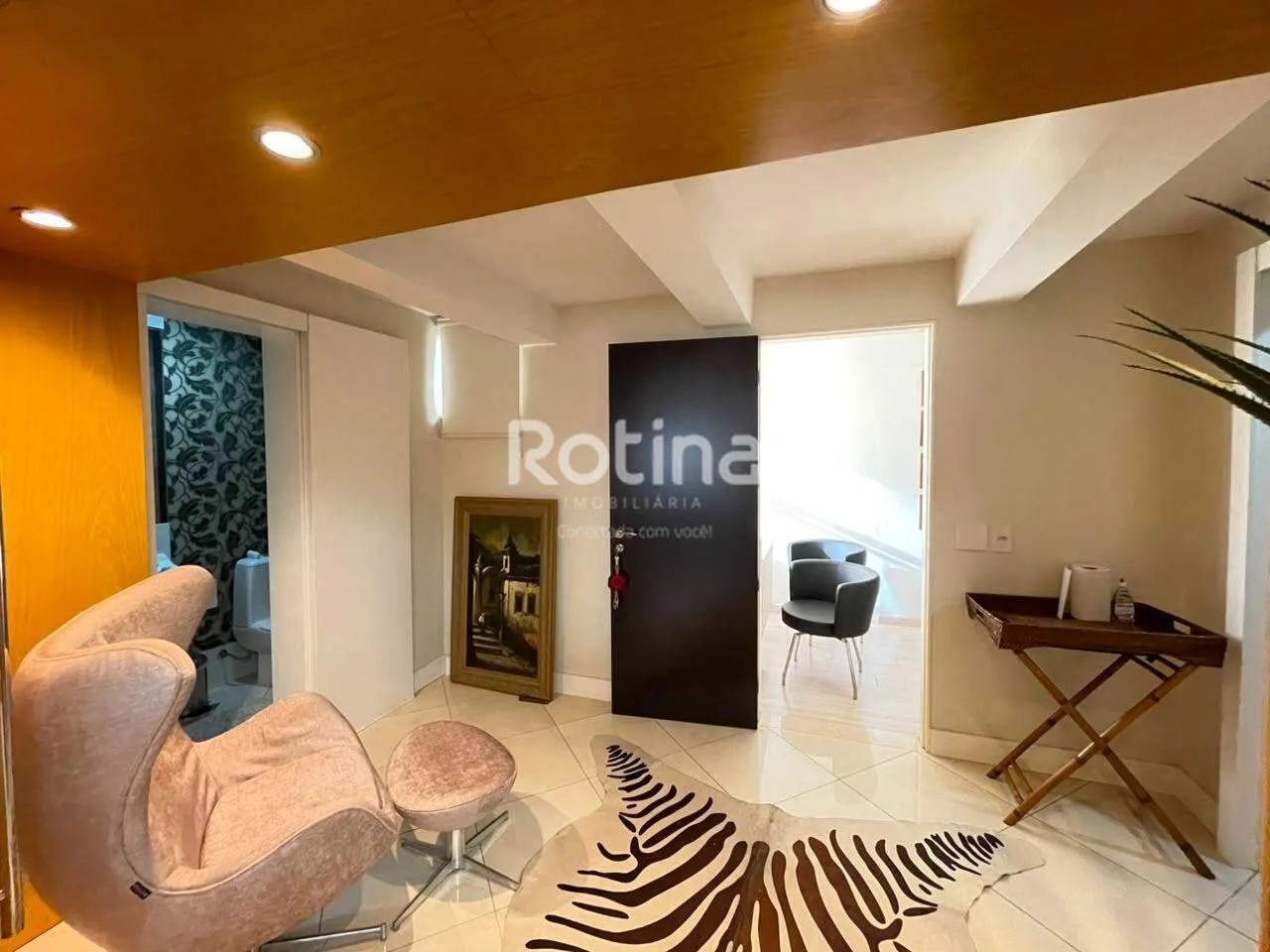 Sala Comercial à Venda no Centro de Uberlândia com 62 m² - Foto 3