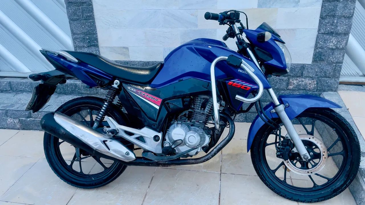 Vendo Titan 2018 - Foto 2