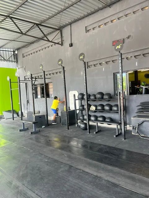 vendo box de crossfit