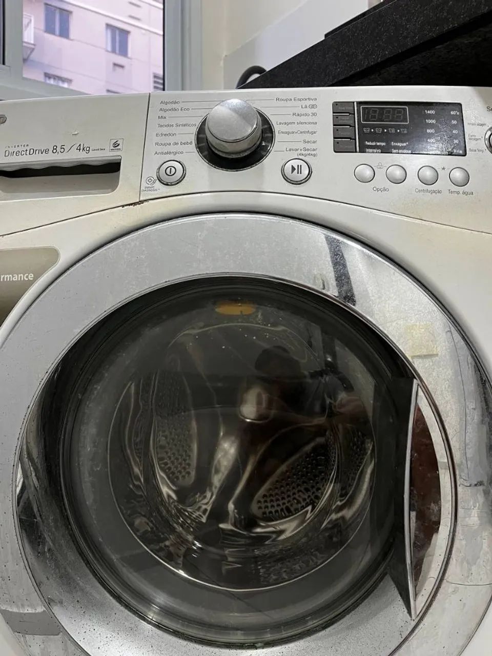Máquina Lava e Seca LG 4kg - Prática e em Excelente Estado - Foto 2