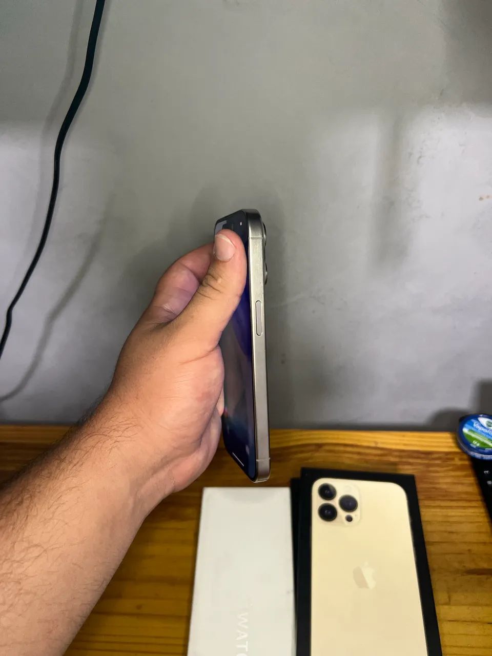 iPhone 15 Pro Natural Titanium - Foto 3