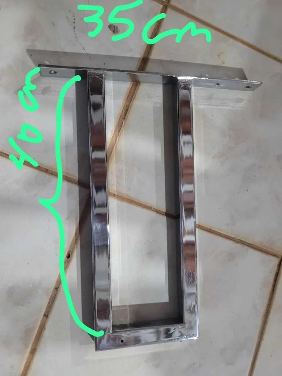 Araras cromadas e vidros para prateleira - Foto 3