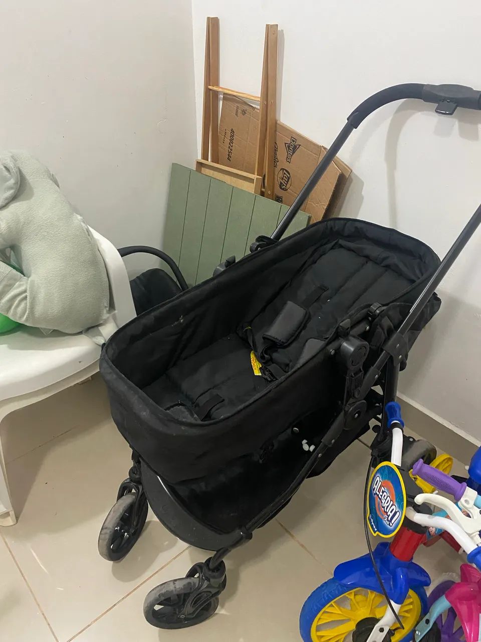 Carrinho e bebê conforto galzerano