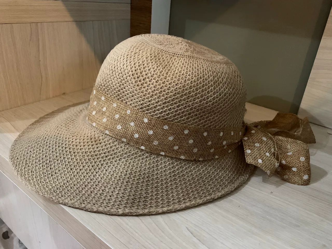 Chapéu de Palha Feminino com Faixa Poá e Laço - Foto 4