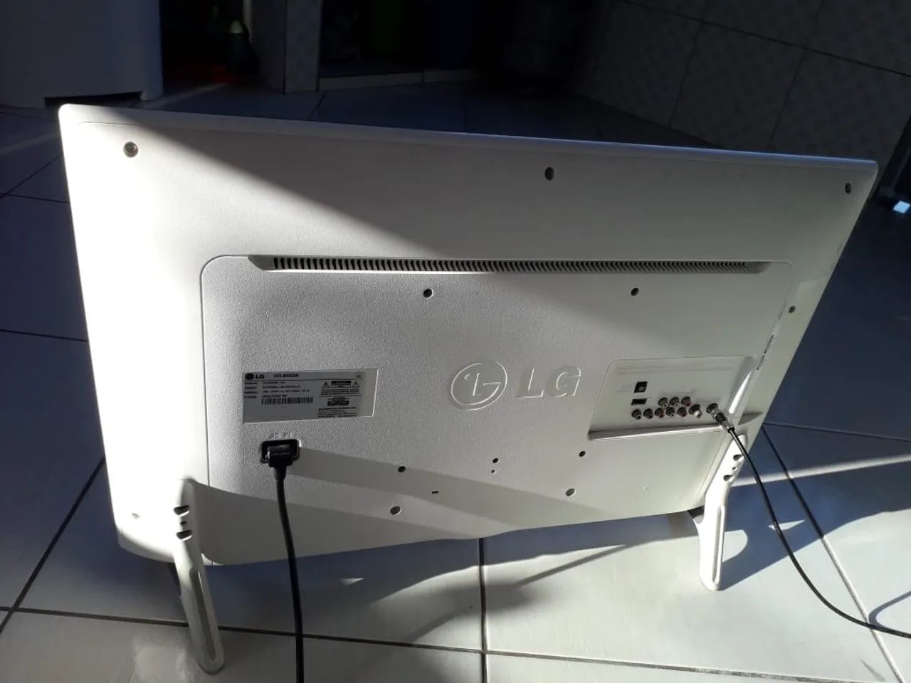 TV LED LG 32 Polegadas / NÃO É SMART  - Foto 5