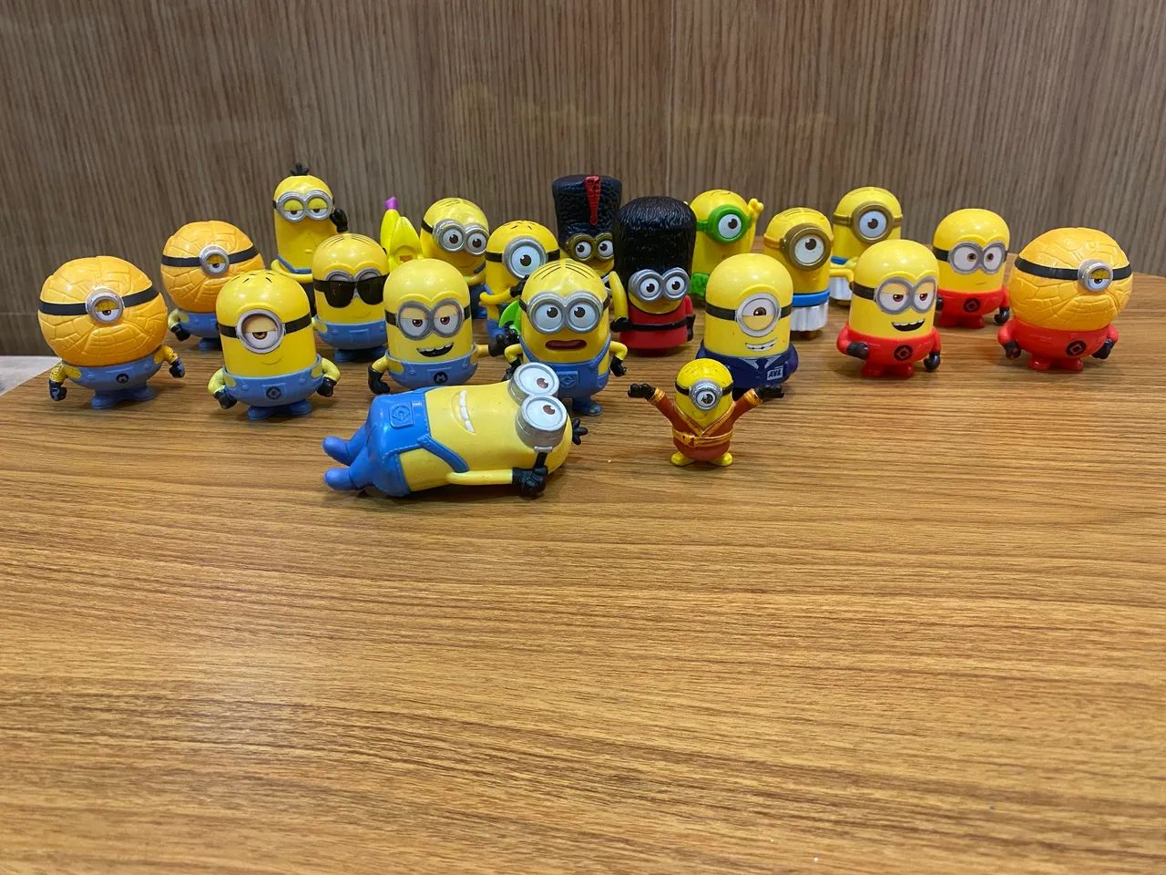 Vendo  Bonecos Os Minions - Foto 3
