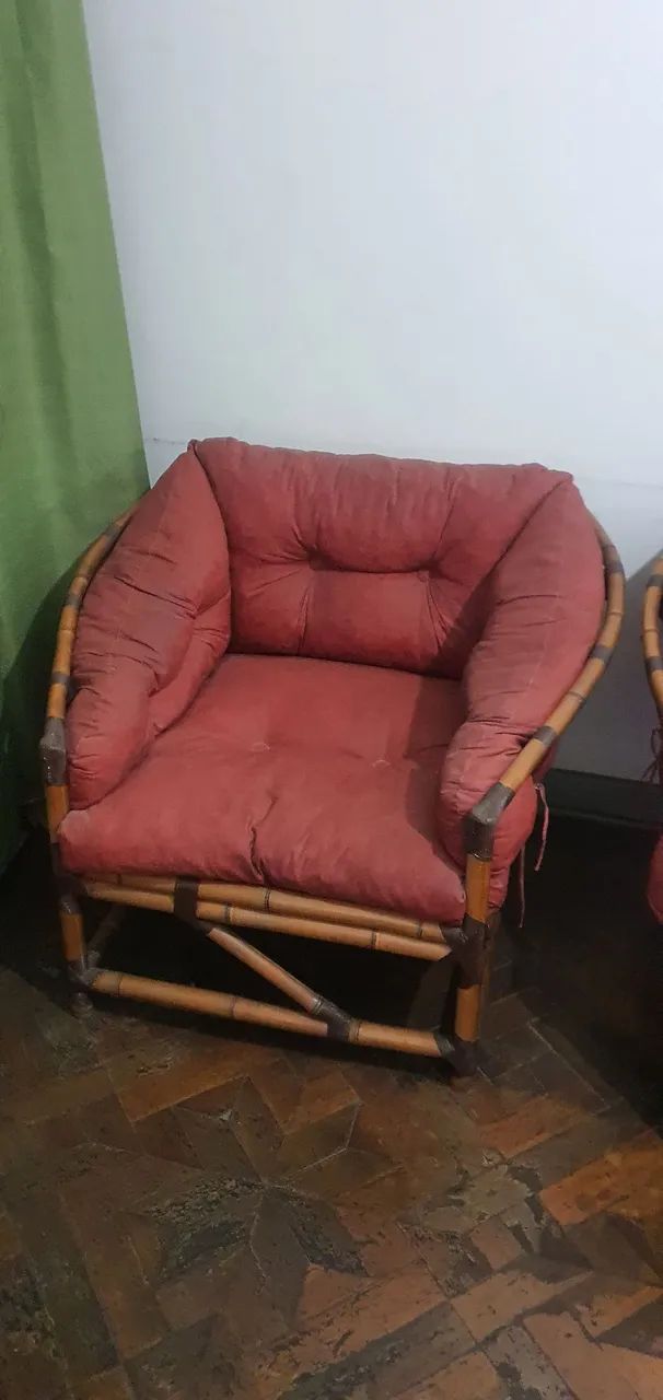 Sofá 3 lugares + 1 poltrona - Foto 2