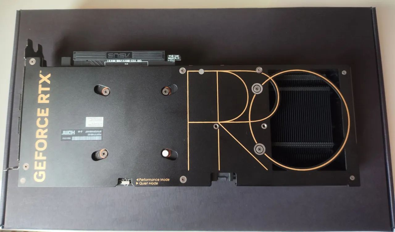 RTX 4060 Asus ProArt - Foto 3