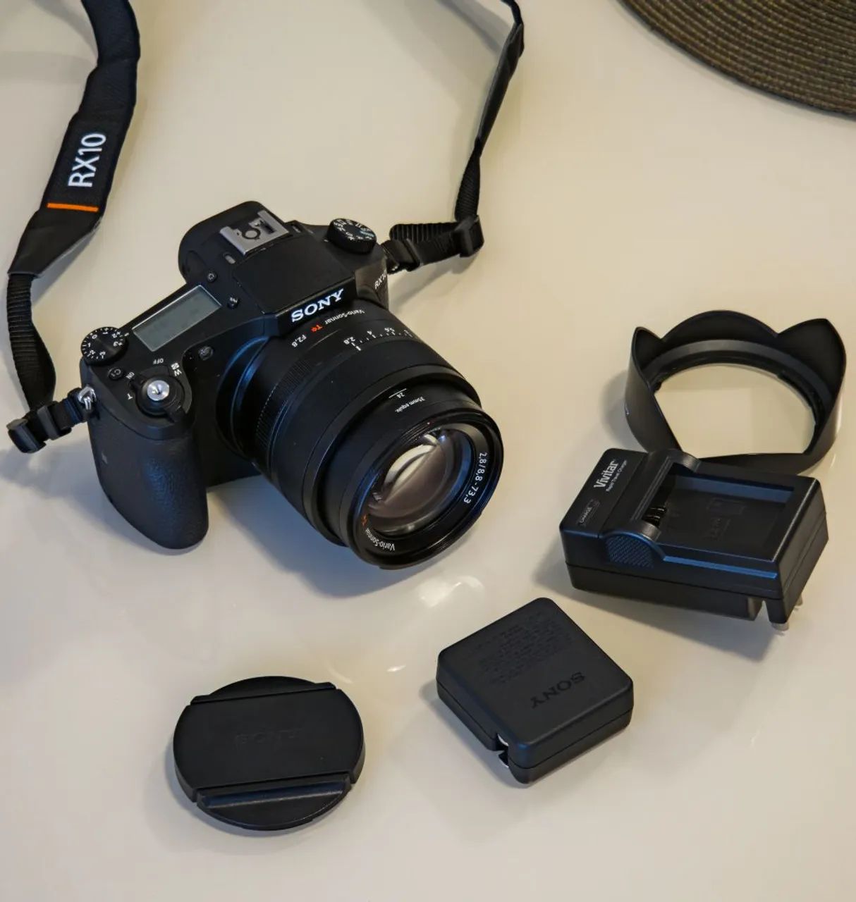 [SÓ VENDA] Câmera Sony RX10 Mkii Perfeito Estado S-log2 4K Lentes Zeiss