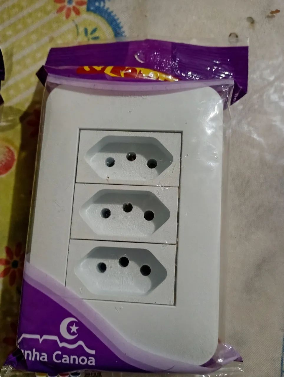 Tomadas, interruptores e caixas de luz - Foto 5