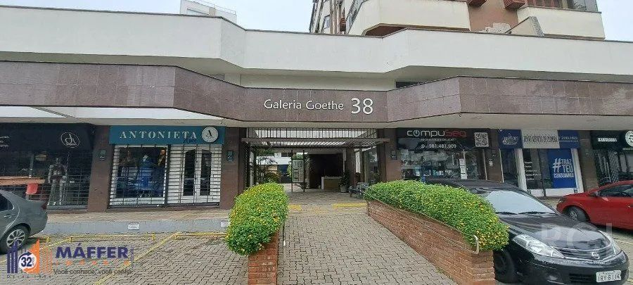 SALA COM 49,00M2 COM MEZANINO NA GOETH
