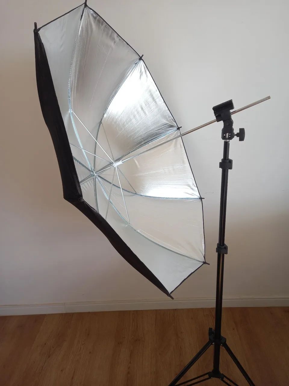 KIT Estudio Fotográfico (sombrinhas + tripé) - Foto 6