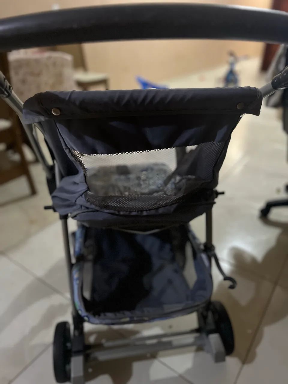 Carrinho de bebê seminovo - Foto 4