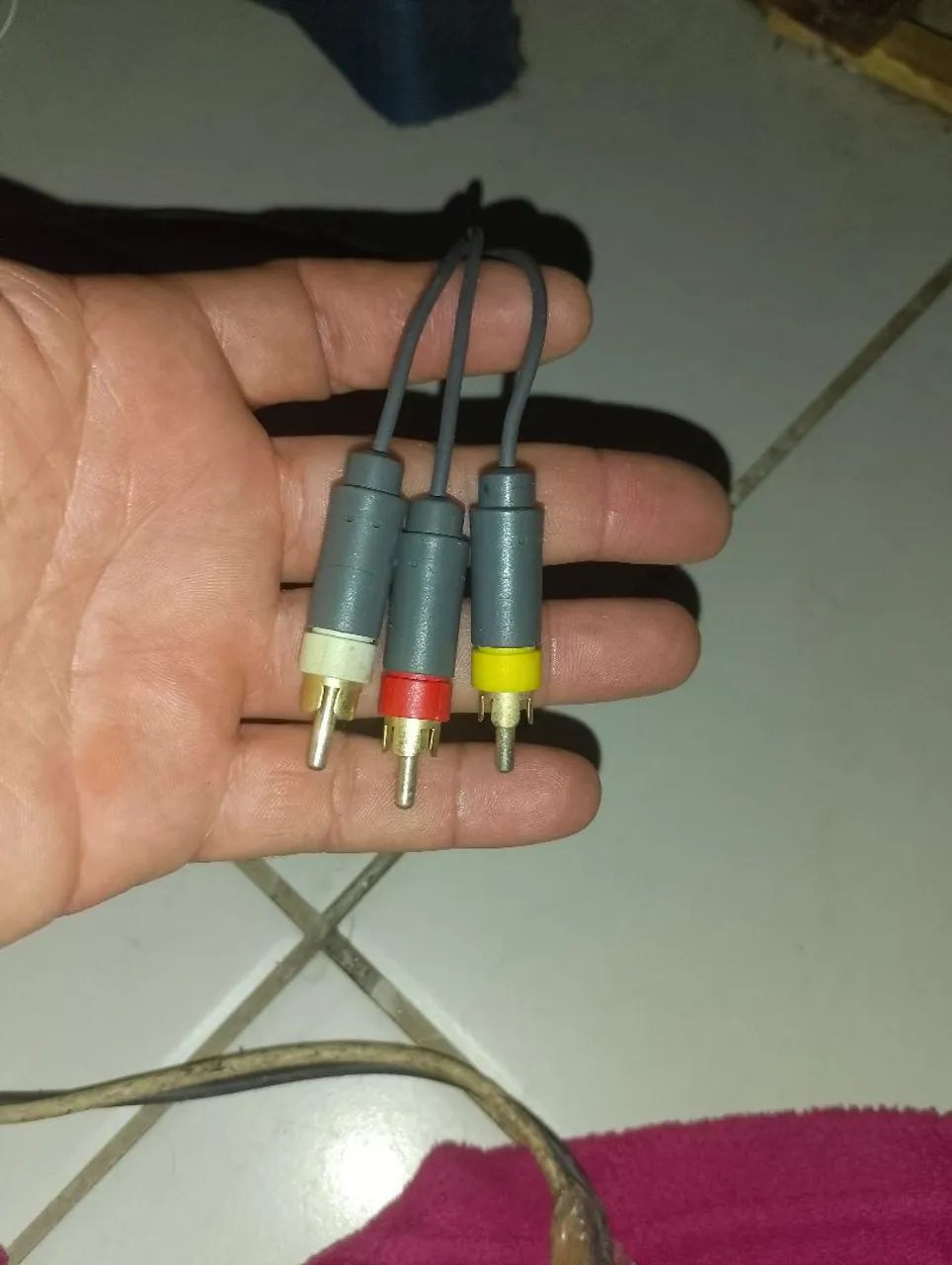 Cabo RCA ( audio e vídeo) para Xbox 360 FAT  - Foto 3