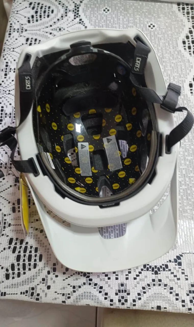 Capacete Oakley DRT5 MIPS - Foto 4