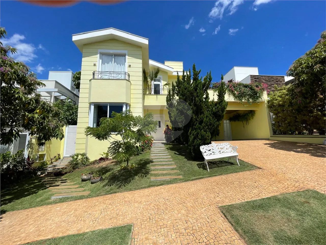 Casa com 4 quartos para locação em Monte alegre - SP