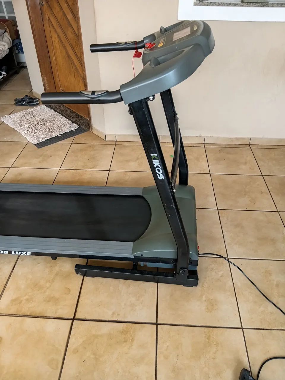 Esteira kikos E800 luxe  - Foto 4