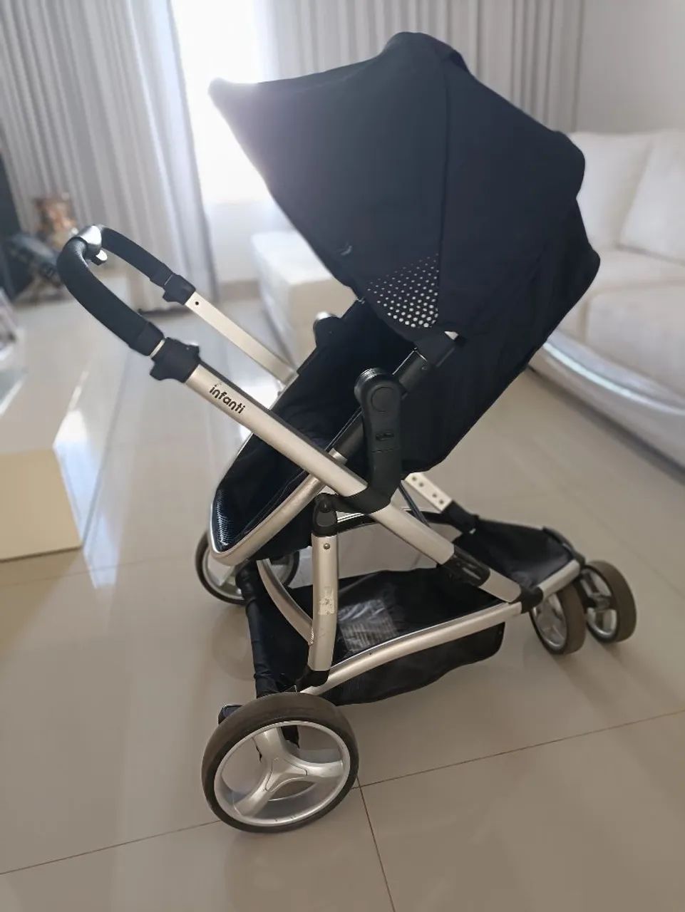 Carrinho bebê conforto e Moisés 