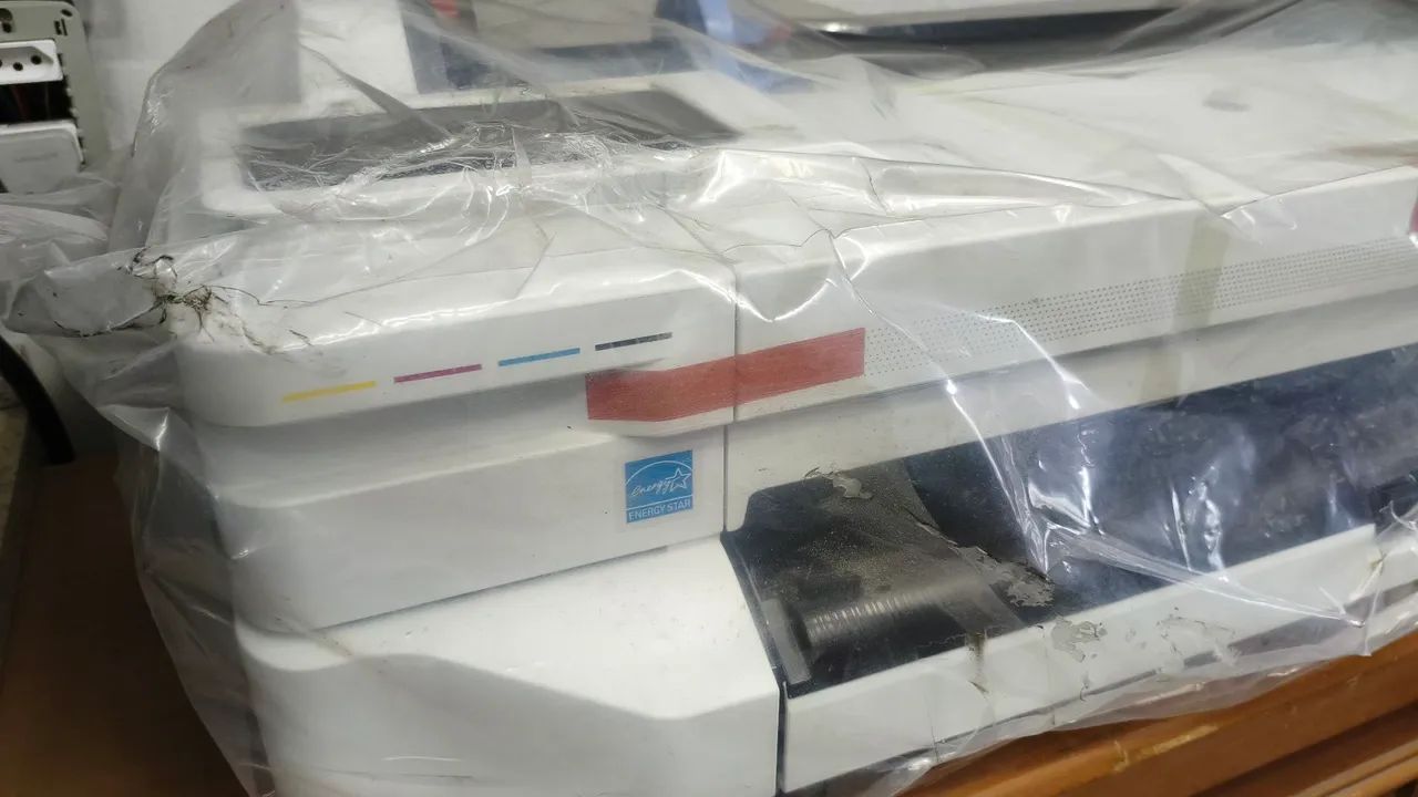 Plotter HP DesignJet T130 nova, sem uso - Foto 3