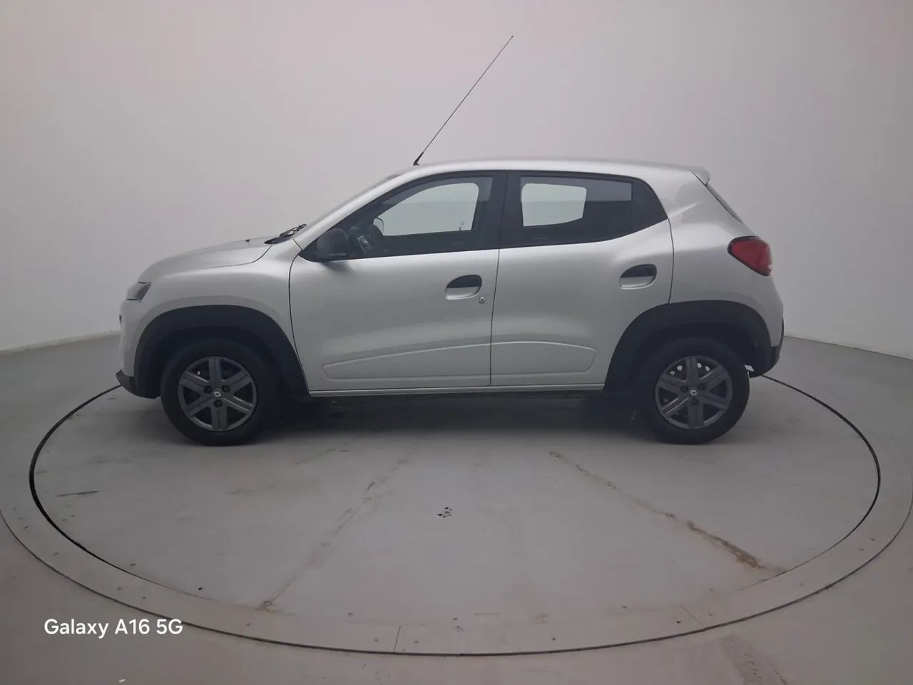 Renault Kwid 1.0 Zen, foto 2 de 18