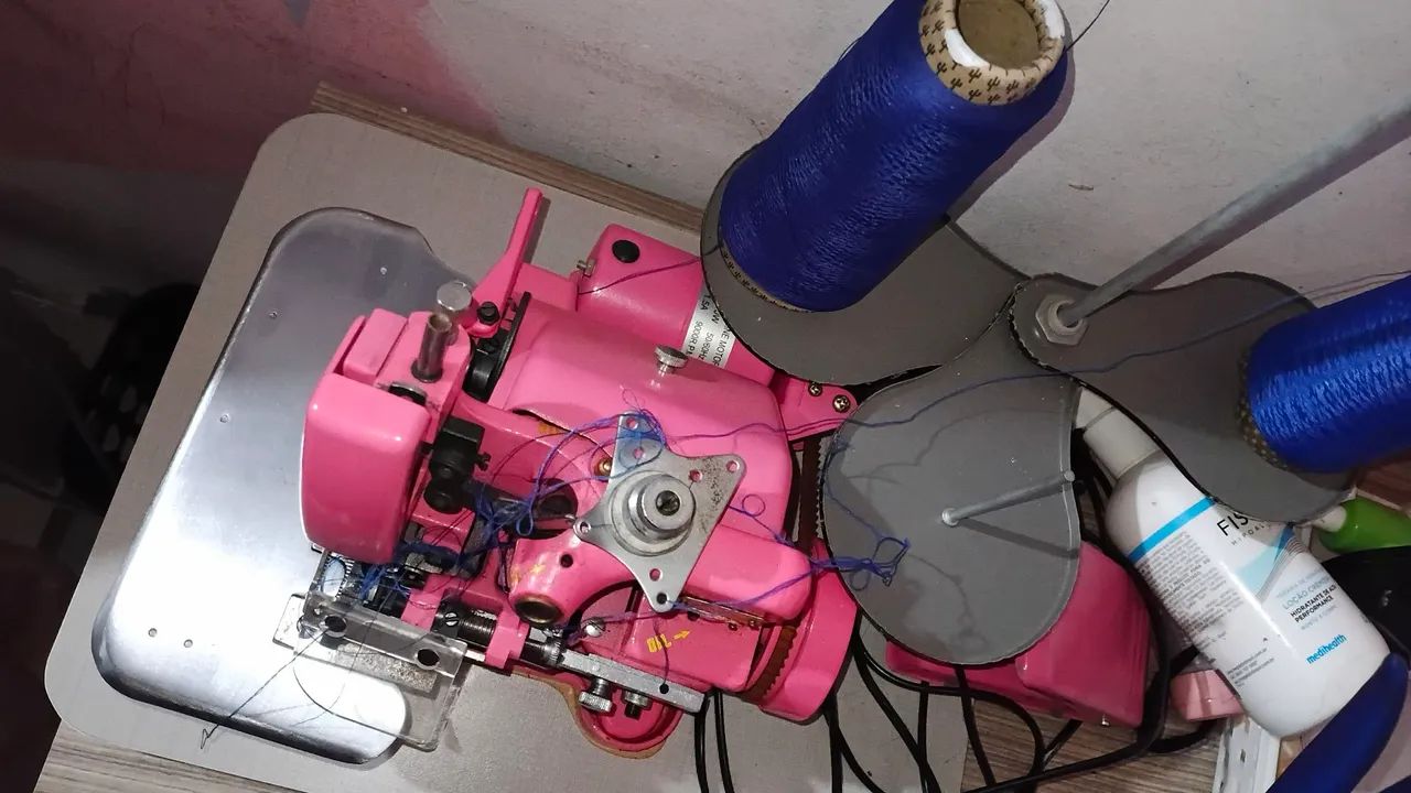 Maquina de costura  - Foto 2